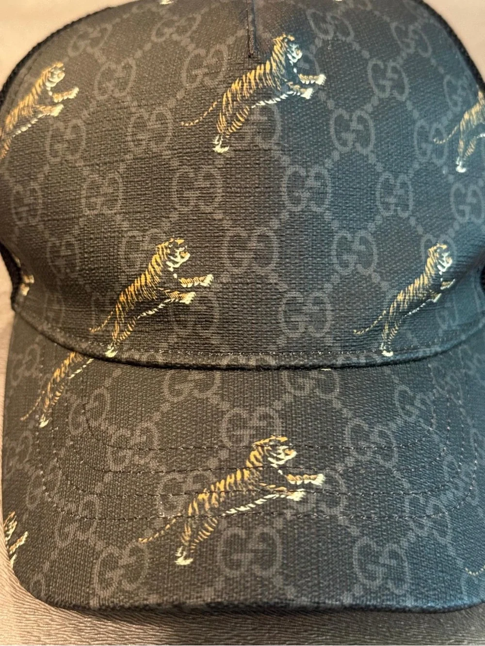 Authentic Gucci Tiger Print Black Adjustable Cap with Cream Logo Patch